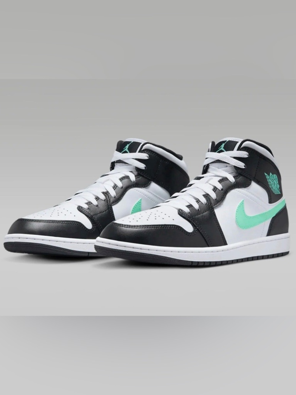 Nike Air Jordan 1 Mid sneakers in the "Green Glow" colorway 6Y